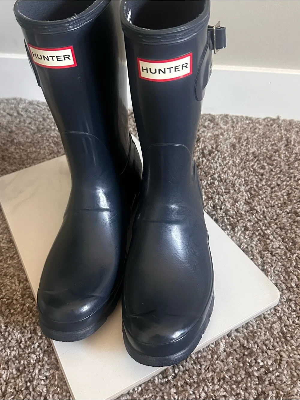 Hunter Navy Rubber Short Gloss Rain Boots